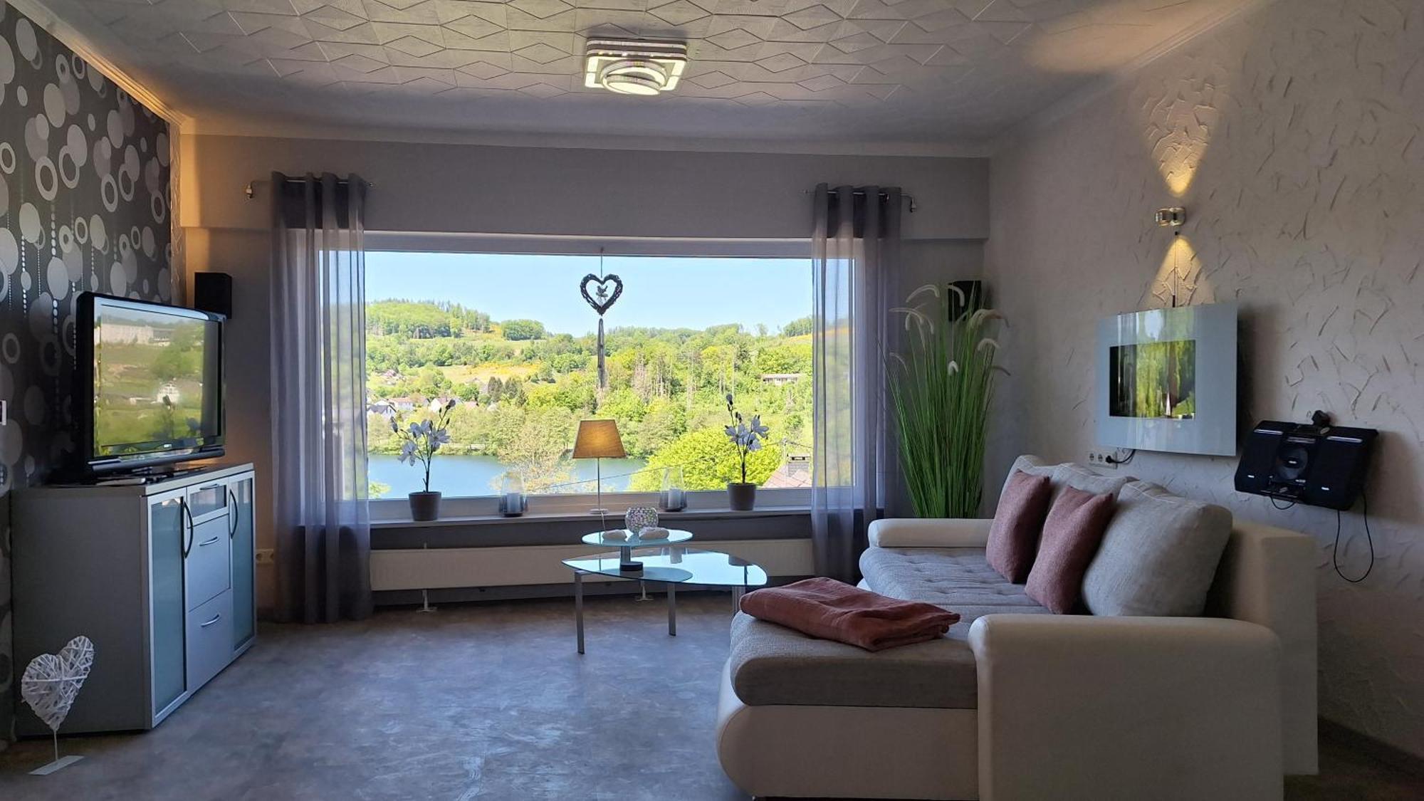 Seeblick-Ferienwohnung Im "Ferienhaus Agger-Blick" Mit Traumhafter Sonnen-Terrasse, Sauna, E-Kamin & Kajak Gummersbach Exterior photo